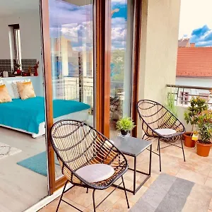 Appartement Sunny Deluxe Apt. & Terrace, Boedapest