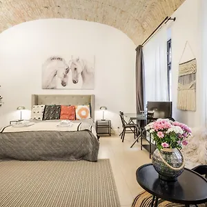 Appartement Urban Stable Luxury, Boedapest